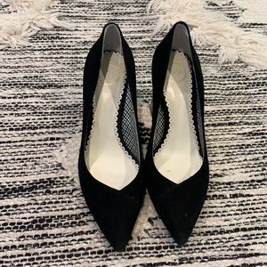 1901 size 7.5 black suede heels patten leather heel